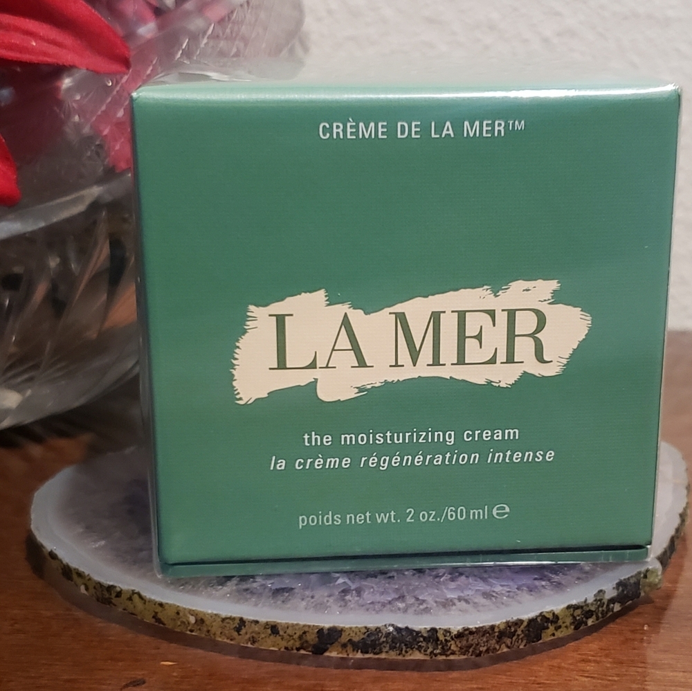 •New! Sealed Box • La Mer The Moisturizing Cream 2oz.